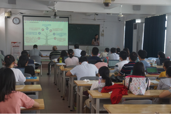 我院举行2018级博士生经典阅读考核