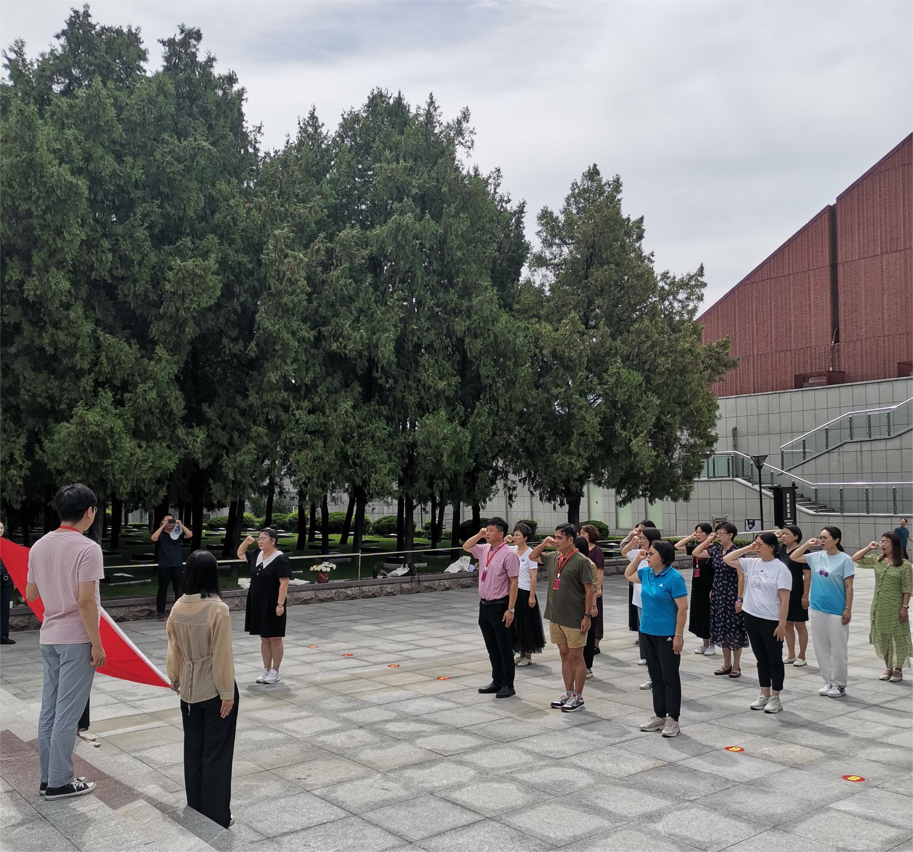 学院组织思政课教师到临沂参加全国高校思政课教师暑期实践研修活动