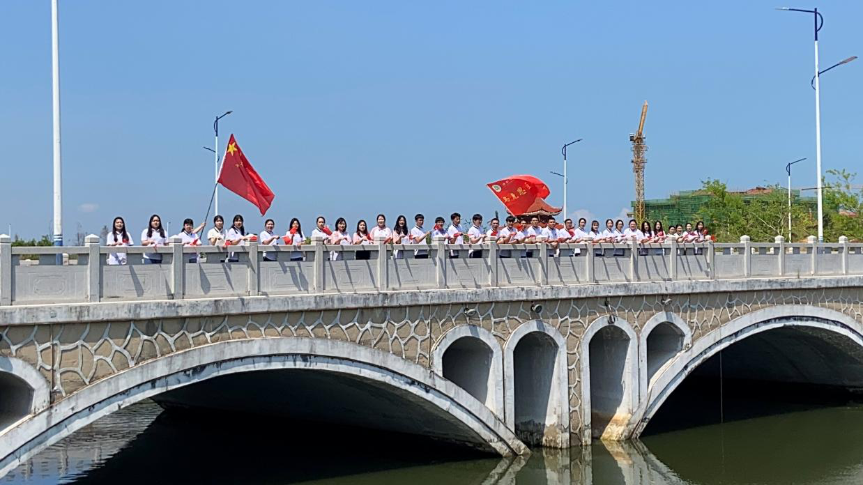 海师马院师生同唱一首歌，共庆祖国华诞
