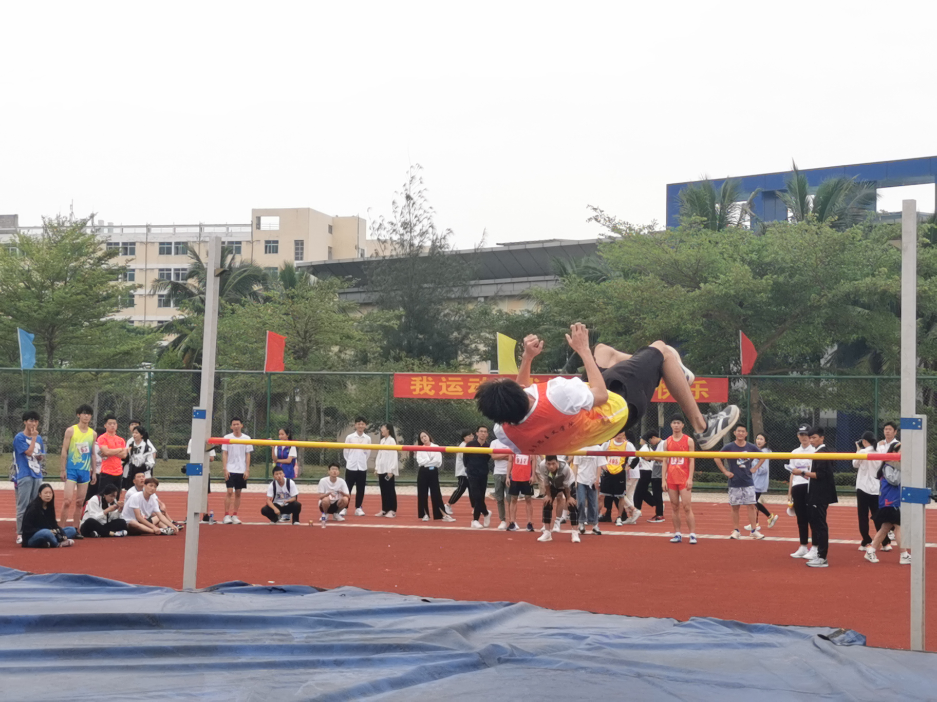 马克思主义学院在第三十七届校运动会取得优异成绩