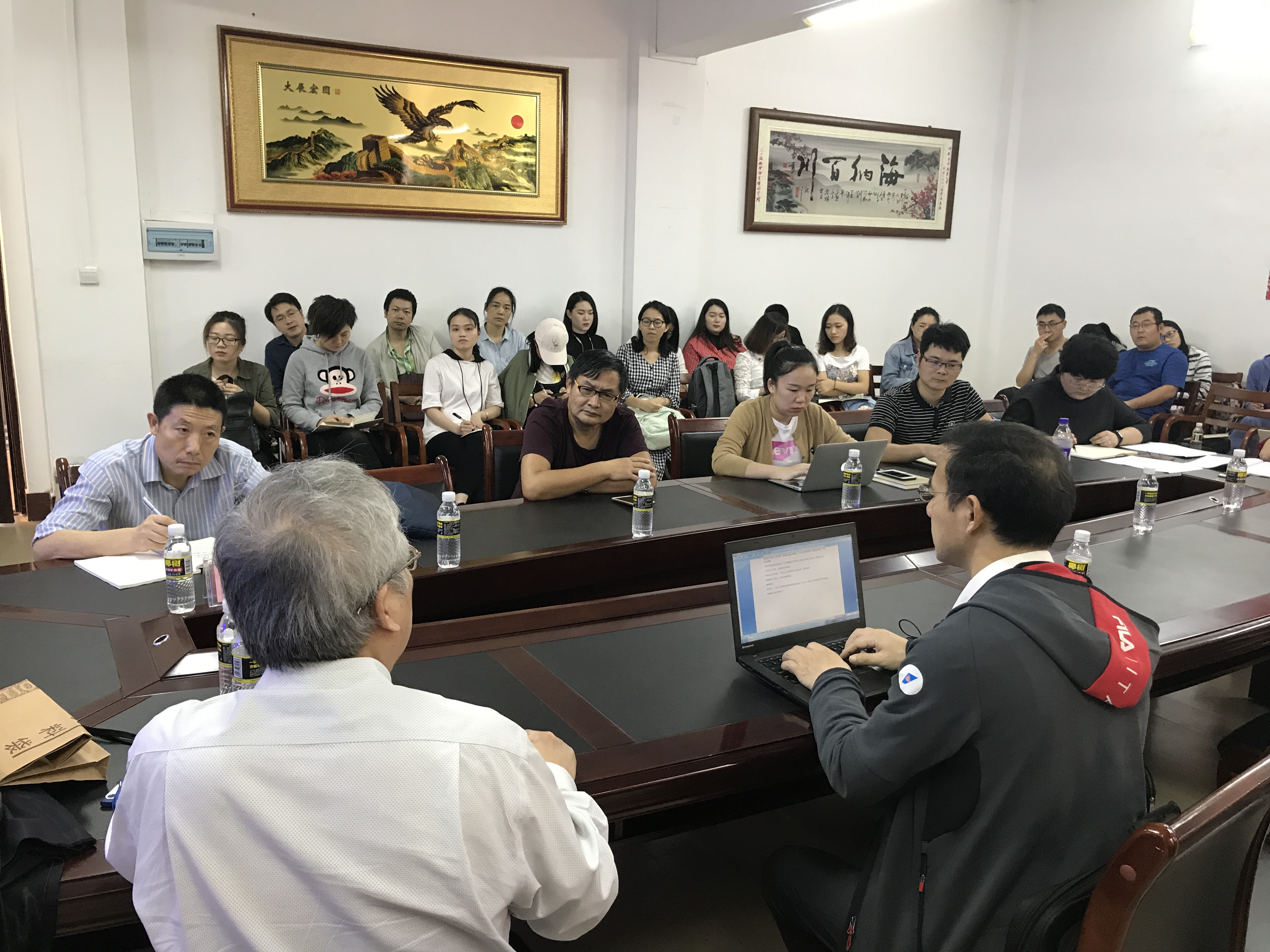 北京师范大学韩震教授莅临我校马克思主义学院讲学