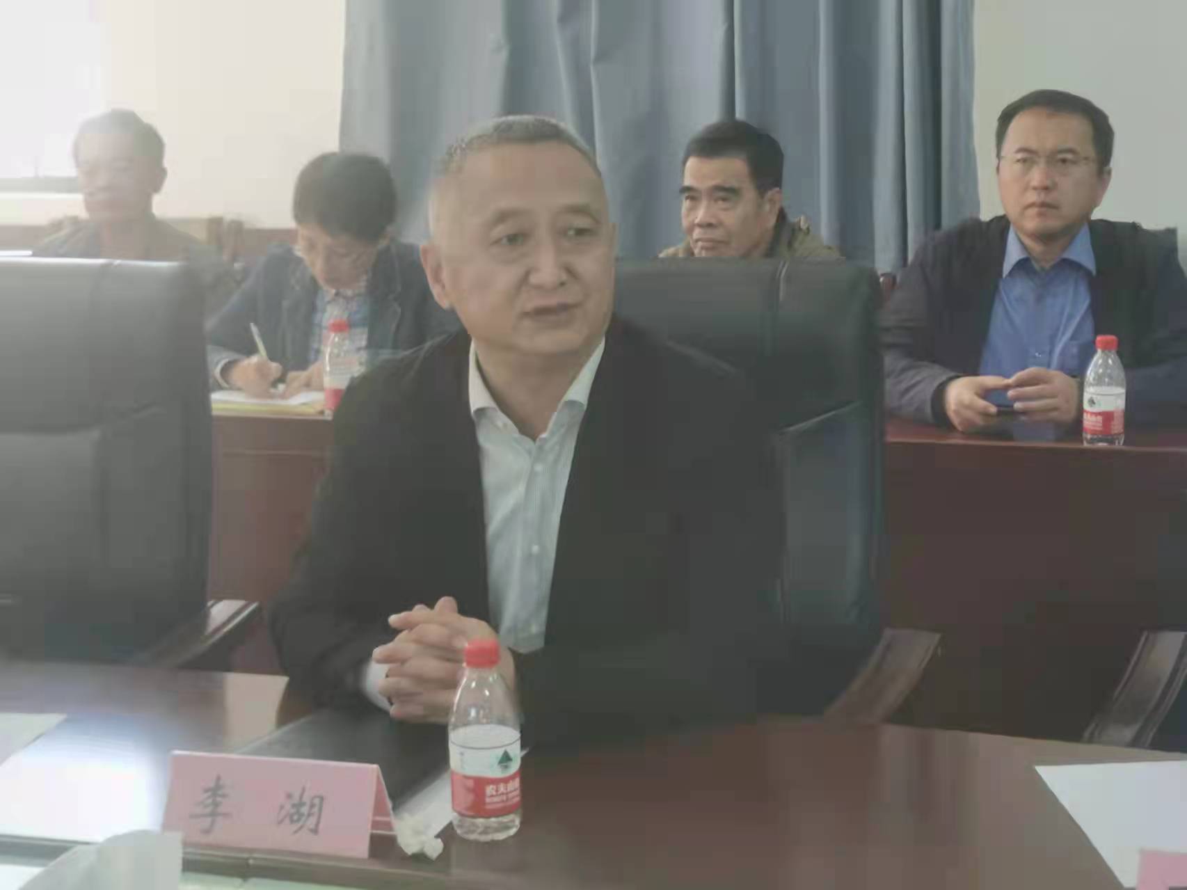 校领导到马克思主义学院调研