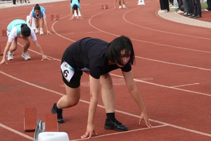 逐梦赛场 拼搏不止 ——马克思主义学院运动会第一天纪实