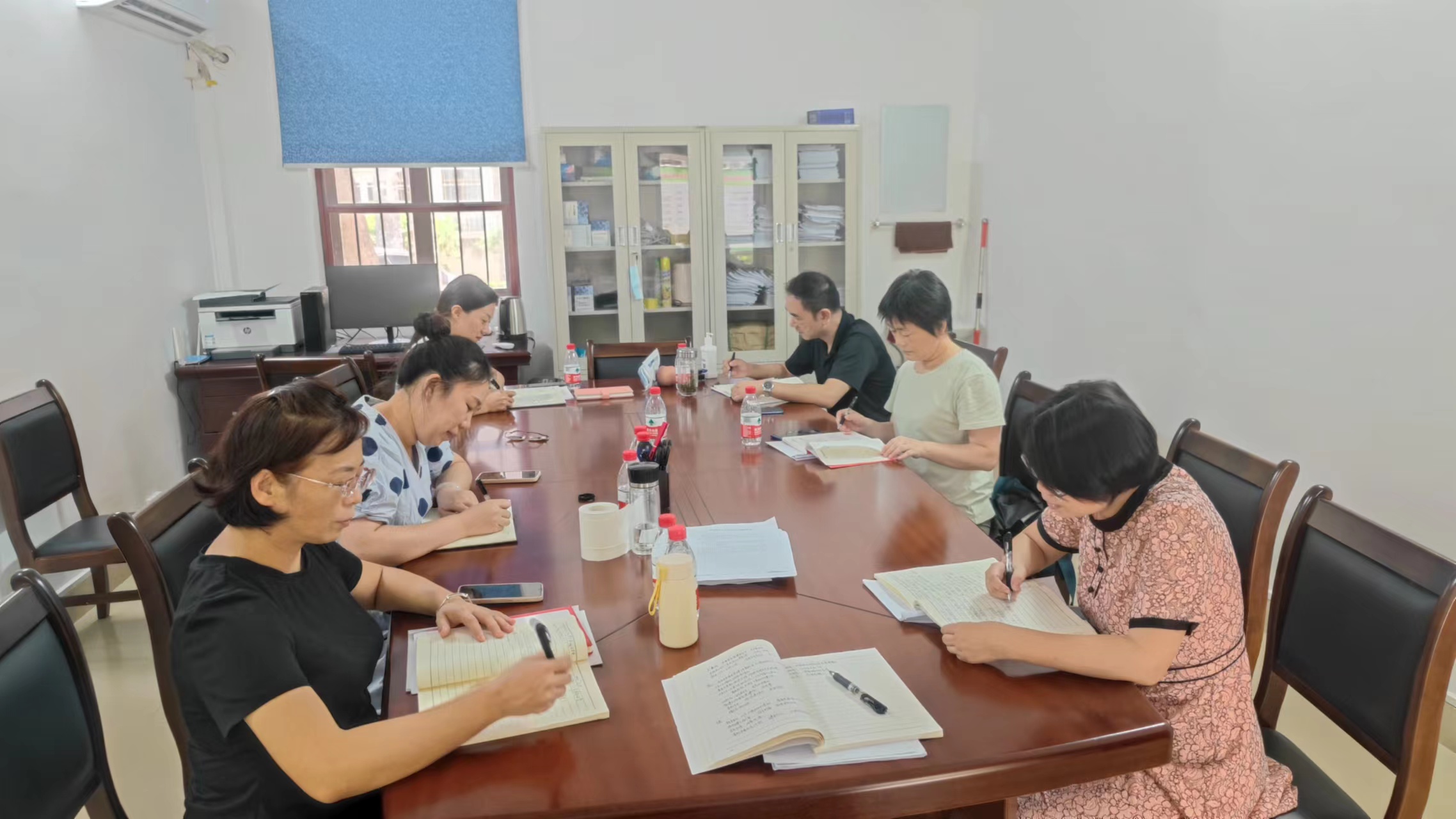 马克思主义学院开展主题教育读书班系列活动