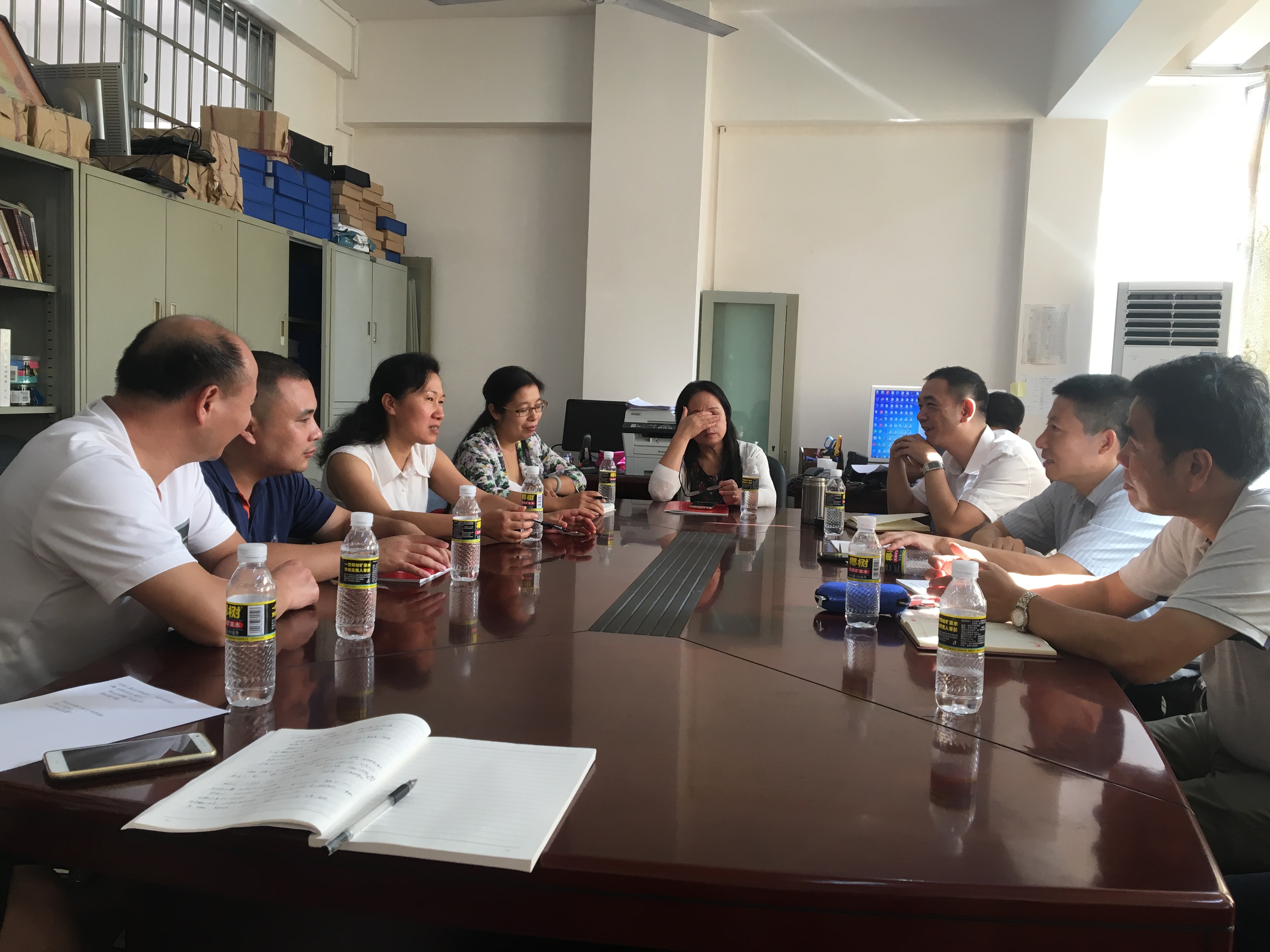  智慧碰撞，凝聚力量——记南宁师范学院马克思主义学院马艳青主任一行来我院调研交流
